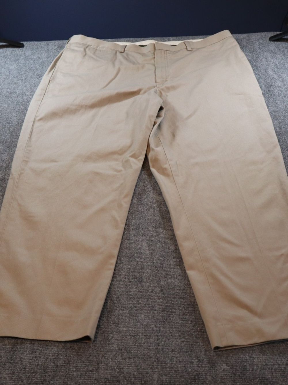 L.L. Bean Mens Chino Pants 40x30 Tan Khaki Straight Leg Casual Classic
